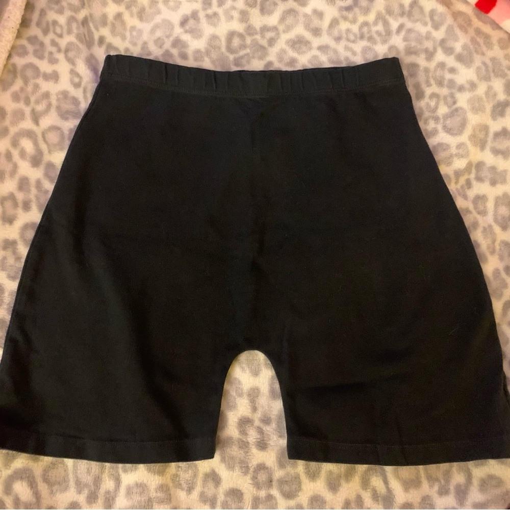 Brandy Melville biker shorts!🖤